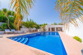 listing listing