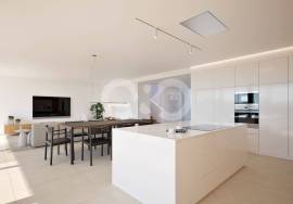 Contemporary semi-detached villa with sea views and in a spectacular position