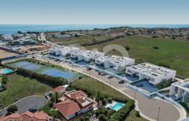 Contemporary semi-detached villa with sea views and in a spectacular position