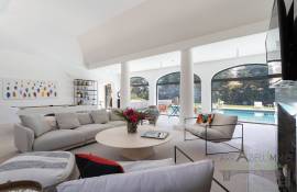 Cascais/Estoril Exceptional Private Estate & Mediterranean Garden, Pool & Contemporary Architecture Cascais/Estoril Exceptional Private Estate & Mediterranean Garden, Pool & Contemporary Architecture