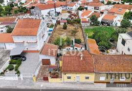 2 bedroom villa with large plot of land in Vendas Novas