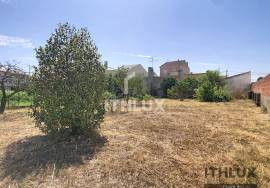 2 bedroom villa with large plot of land in Vendas Novas