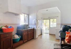 2 bedroom villa with large plot of land in Vendas Novas