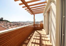 Duplex Apartment in the Center of Lisbon Duplex Apartment in the Center of Lisbon