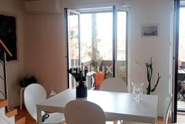 Duplex Apartment in the Center of Lisbon Duplex Apartment in the Center of Lisbon