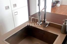 Duplex Apartment in the Center of Lisbon Duplex Apartment in the Center of Lisbon