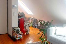 Duplex Apartment in the Center of Lisbon Duplex Apartment in the Center of Lisbon