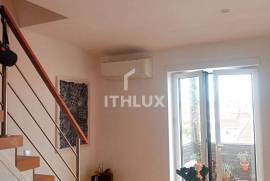 Duplex Apartment in the Center of Lisbon Duplex Apartment in the Center of Lisbon