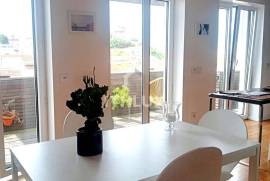 Duplex Apartment in the Center of Lisbon Duplex Apartment in the Center of Lisbon