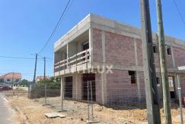 3 bedroom semi-detached house under construction