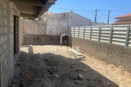 3 bedroom semi-detached house under construction