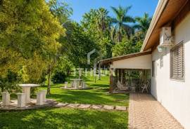 Elite Farm with 3,339,600m², Private Lake and Machine Shed | Slap