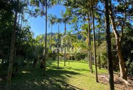 Elite Farm with 3,339,600m², Private Lake and Machine Shed | Slap
