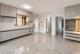Luxury Penthouse with 320m², Private Pool and Sea View | San Marino Building, Guilhermina