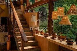 Exclusive Property of 1,000m² with Architecture by Teresa Borsoi | Heart of Demétria, Botucatu