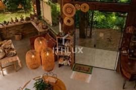 Exclusive Property of 1,000m² with Architecture by Teresa Borsoi | Heart of Demétria, Botucatu