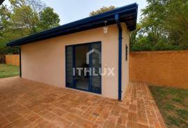 Charming Villa with Fireplace, Pool and 2,380m² of Land | Alvorada Condominium, Demétria