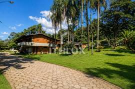 Elite Urban Property with 4,472m², 4 Bedroom Villa and Pool | Downtown Botucatu Elite Urban Property with 4,472m², 4 Bedroom Villa and Pool | Downtown Botucatu