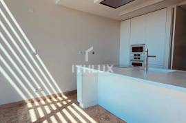 Amoreiras Garden T2 river view