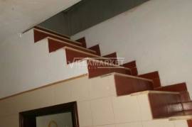 3 + 1 bedroom bank villa consisting of 2 floors with 280 m2 and patio with 441 m2 located in the center of Alvito 3 + 1 bedroom bank villa consisting of 2 floors with 280 m2 and patio with 441 m2 located in the center of Alvito