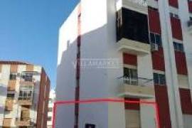 1 bedroom bank apartment on the ground floor of a small building located in Baixa da Banheira, municipality of Moita