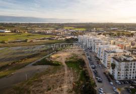 Set of 10 plots of land totaling an area of 5416 m2 for the construction of detached houses located in a new urbanization in Lagoa Set of 10 plots of land totaling an area of 5416 m2 for the construction of detached houses located in a new urbanization in Lagoa