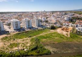 Set of 10 plots of land totaling an area of 5416 m2 for the construction of detached houses located in a new urbanization in Lagoa Set of 10 plots of land totaling an area of 5416 m2 for the construction of detached houses located in a new urbanization in Lagoa