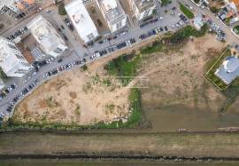 Set of 10 plots of land totaling an area of 5416 m2 for the construction of detached houses located in a new urbanization in Lagoa Set of 10 plots of land totaling an area of 5416 m2 for the construction of detached houses located in a new urbanization in Lagoa