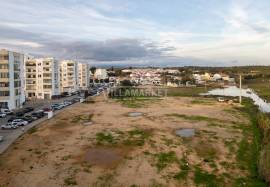 Set of 10 plots of land totaling an area of 5416 m2 for the construction of detached houses located in a new urbanization in Lagoa Set of 10 plots of land totaling an area of 5416 m2 for the construction of detached houses located in a new urbanization in Lagoa