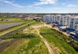Set of 10 plots of land totaling an area of 5416 m2 for the construction of detached houses located in a new urbanization in Lagoa Set of 10 plots of land totaling an area of 5416 m2 for the construction of detached houses located in a new urbanization in Lagoa