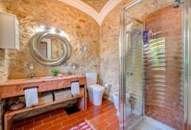 3 Bedroom Quinta with Annex & Pool for Sale near Moncarapacho, East Algarve. 3 Bedroom Quinta with Annex & Pool for Sale near Moncarapacho, East Algarve.