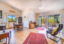 2 bedroom Countryside Villa for Sale in Moncarapacho, Eastern Algarve. 2 bedroom Countryside Villa for Sale in Moncarapacho, Eastern Algarve.