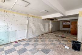 470 m² store in a privileged location, Quarteira 470 m² store in a privileged location, Quarteira