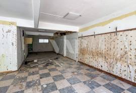 470 m² store in a privileged location, Quarteira 470 m² store in a privileged location, Quarteira