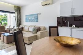 Luxurious Townhouse with Sea Views in Lagos Luxurious Townhouse with Sea Views in Lagos
