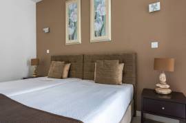 Luxurious Townhouse with Sea Views in Lagos Luxurious Townhouse with Sea Views in Lagos