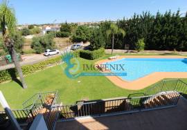 Exclusive 2+1 Bedroom Duplex House in Guia | Garage, Terrace and Pool