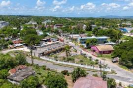 Large Commercial Building For Sale In May Pen Clarendon Jamacia Large Commercial Building For Sale In May Pen Clarendon Jamacia