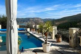 Luxury 5 Bed Modernized Cortijo For Sale in Iznajar Cordoba Spain