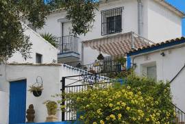 Luxury 5 Bed Modernized Cortijo For Sale in Iznajar Cordoba Spain Luxury 5 Bed Modernized Cortijo For Sale in Iznajar Cordoba Spain