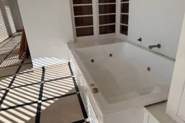 Luxury 5 bed Villa For Sale in Morning side Durban South Africa