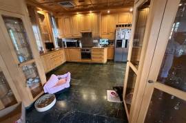 Luxury 5 bed Villa For Sale in Morning side Durban South Africa