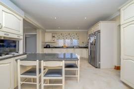 Luxury 9 bed Estate For Sale in Durban South Africa