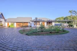 Luxury 9 bed Estate For Sale in Durban South Africa