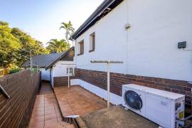 Luxury 9 bed Estate For Sale in Durban South Africa