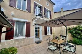 Luxury 4 Bed Townhouse For Sale In Allemans-du-dropt Lot et Garonne France