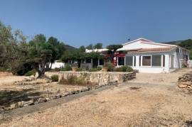 Estate With 2 Houses For Sale in El Perello Tarragona Spain Estate With 2 Houses For Sale in El Perello Tarragona Spain