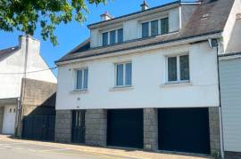 Houses for sale - 5 rooms - 169 m2 - LIGNOL - (56160)