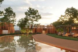 Luxury T1 Sea View and Golf Apartment in Lagos Algarve: Turnkey Living