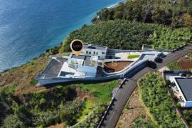 3 Bedroom Villa - Sea View with Pool